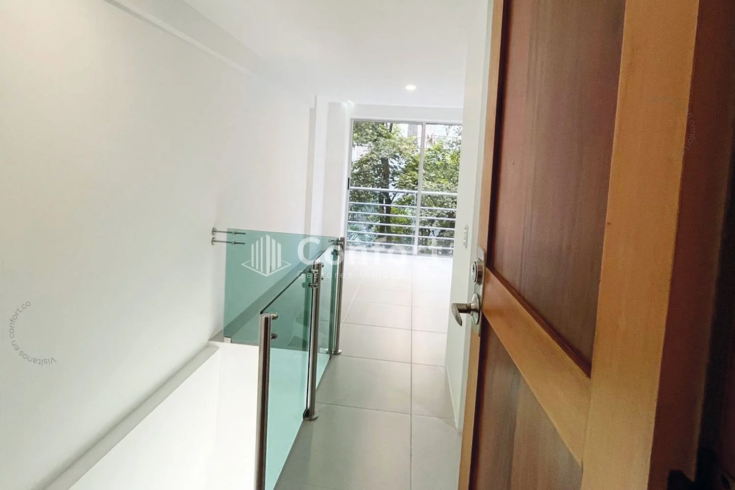 APARTAESTUDIO DÚPLEX EN EL POBLADO 990124 — foto 2